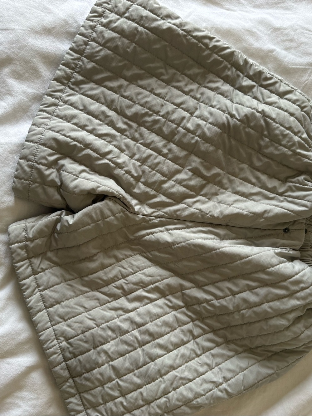 Rains Quilted Drawstring Shorts in Olive - Picture 3 of 5